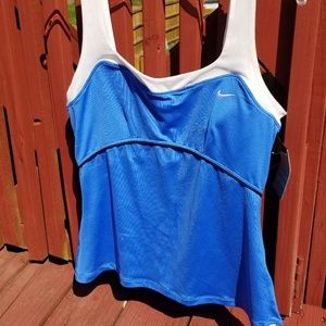 Nike tank